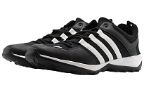 Фото № 3 с приближением к товару «‎ adidas Daroga Plus Sports Casual Shoes BlackWhite»