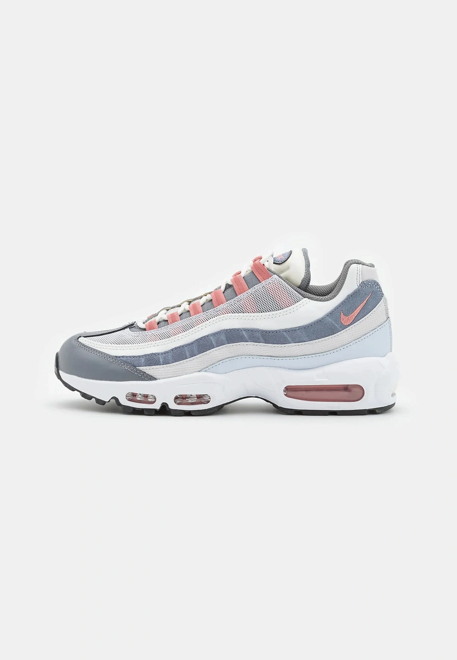 Фото № 1 с приближением к товару «‎AIR MAX 95 ESSENTIAL»