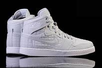 Фото № 1 с приближением к товару «‎Nike Air Jordan 1 Retro KO OG Pure Platinum »