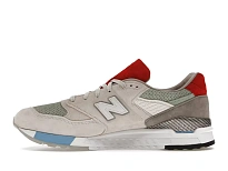 Фото № 3 с приближением к товару «‎New Balance 998»