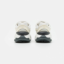 Фото № 3 с приближением к товару «‎Adidas Oznova »