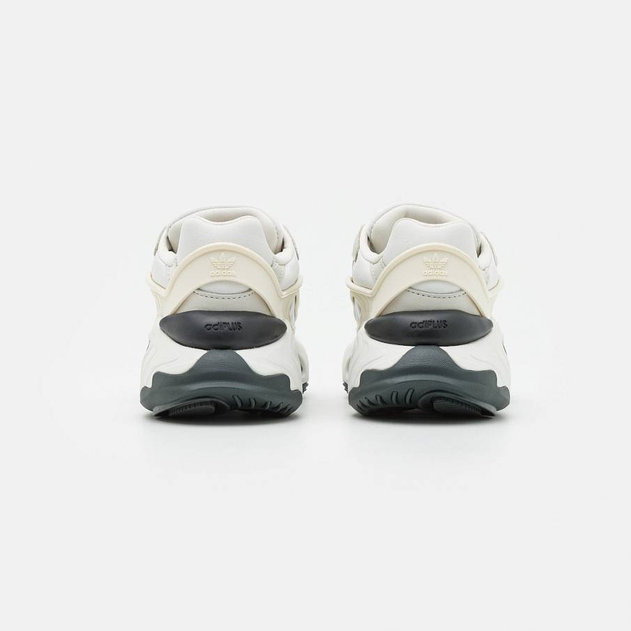 Фото № 3 с приближением к товару «‎Adidas Oznova »