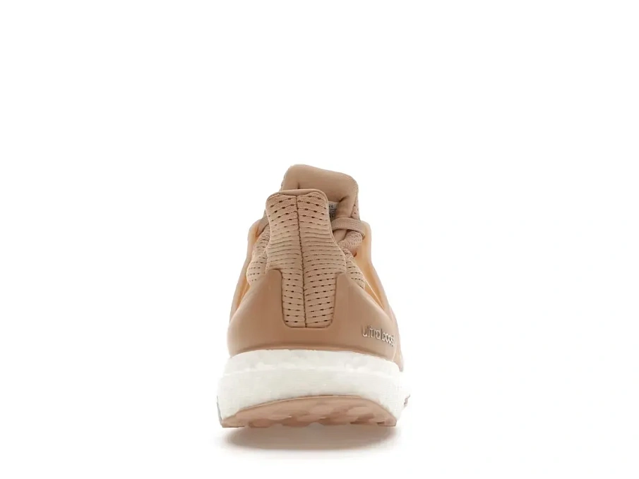 Фото № 4 с приближением к товару «‎adidas Ultra Boost 5.0 DNA»