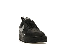 Фото № 3 с приближением к товару «‎Nike Air Force 1 Low 07 LV8 Black Metallic Silver»