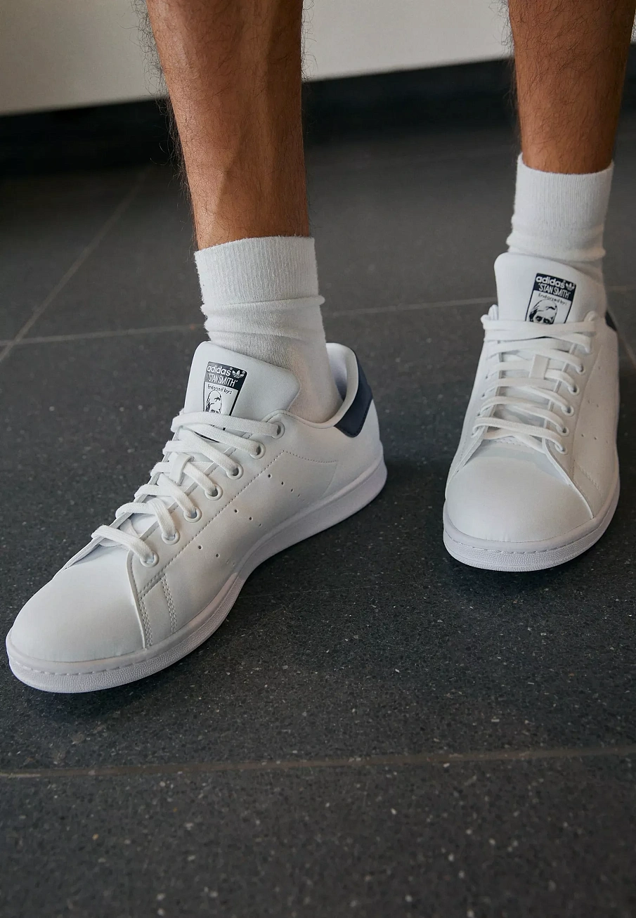 Фото № 3 с приближением к товару «‎STAN SMITH UNISEX»