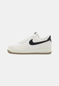 Фото № 1 с приближением к товару «‎AIR FORCE 1 07»
