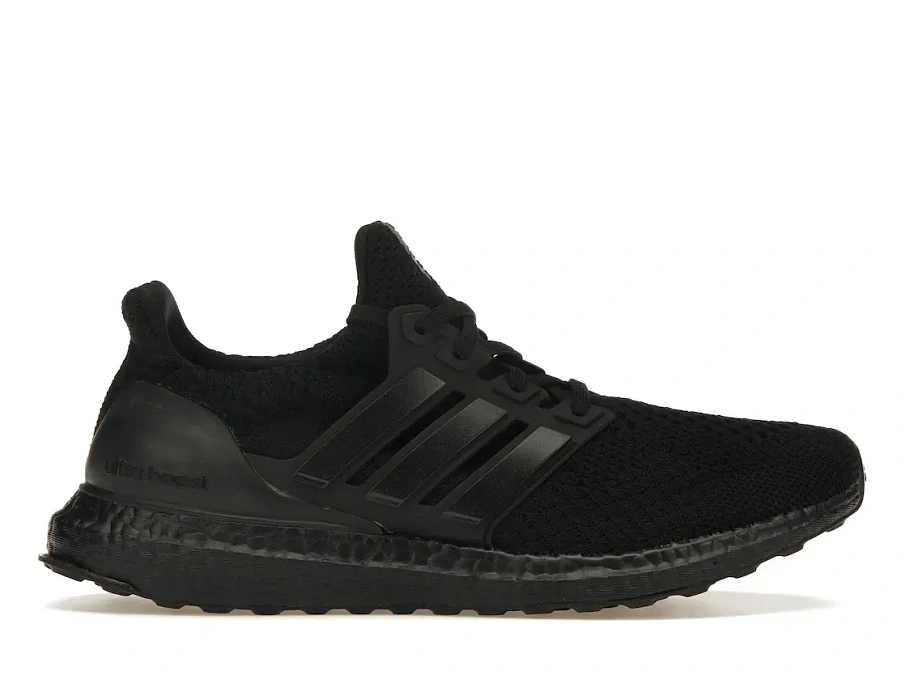 Фото № 1 с приближением к товару «‎adidas Ultra Boost 5.0 DNA Triple Black »