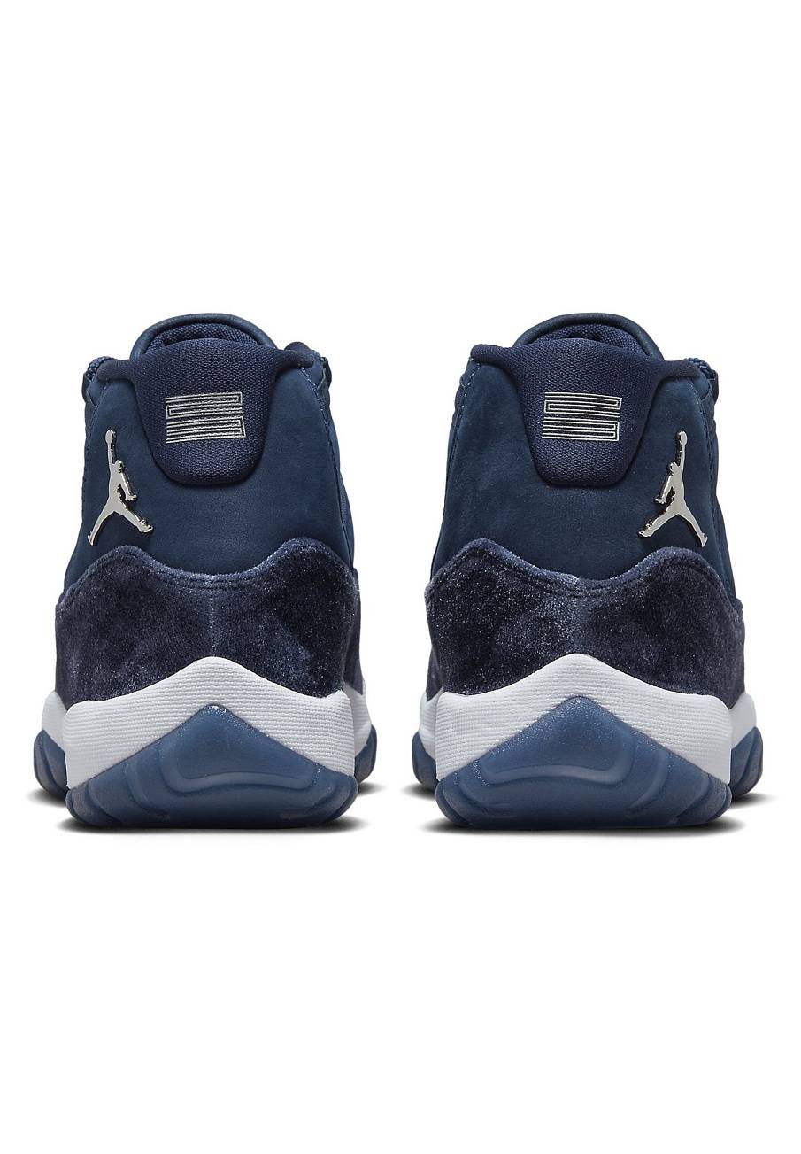 Фото № 4 с приближением к товару «‎Jordan Wmns Air 11 Retro »