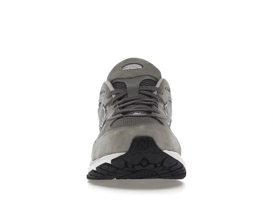 Фото № 2 с приближением к товару «‎New Balance 2002R»