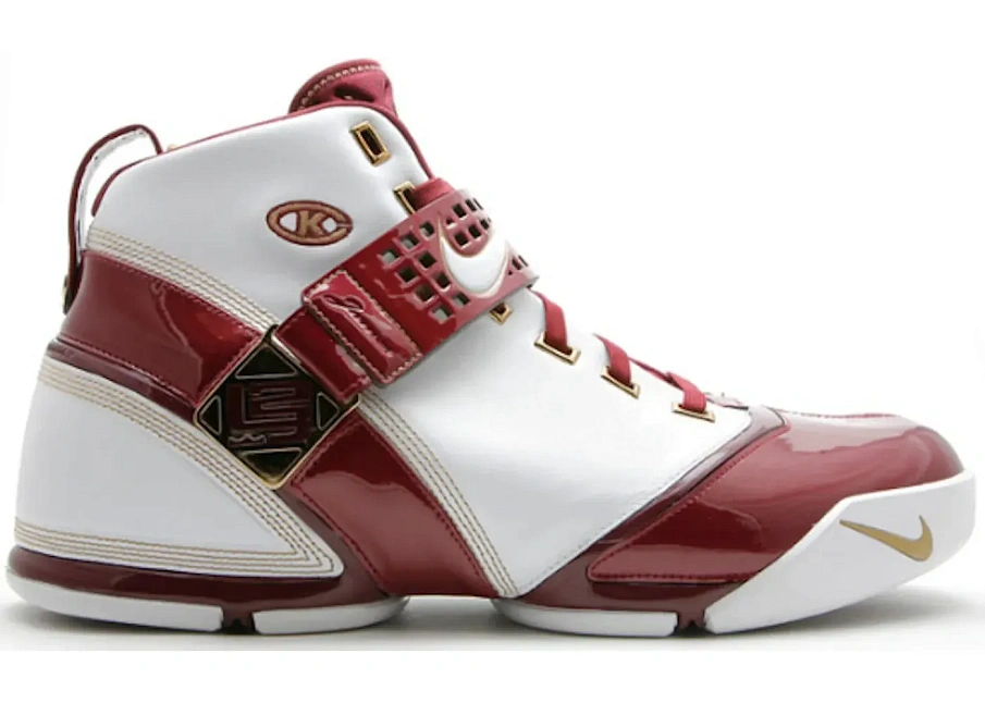 Фото № 1 с приближением к товару «‎Nike LeBron 5 Christ the King Home»
