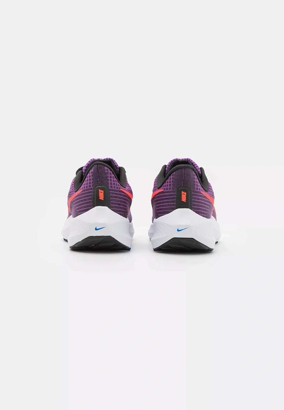 Фото № 4 с приближением к товару «‎AIR ZOOM PEGASUS 39»