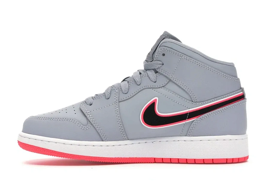 Фото № 3 с приближением к товару «‎Jordan 1 Mid Wolf Grey Racer Pink Black »