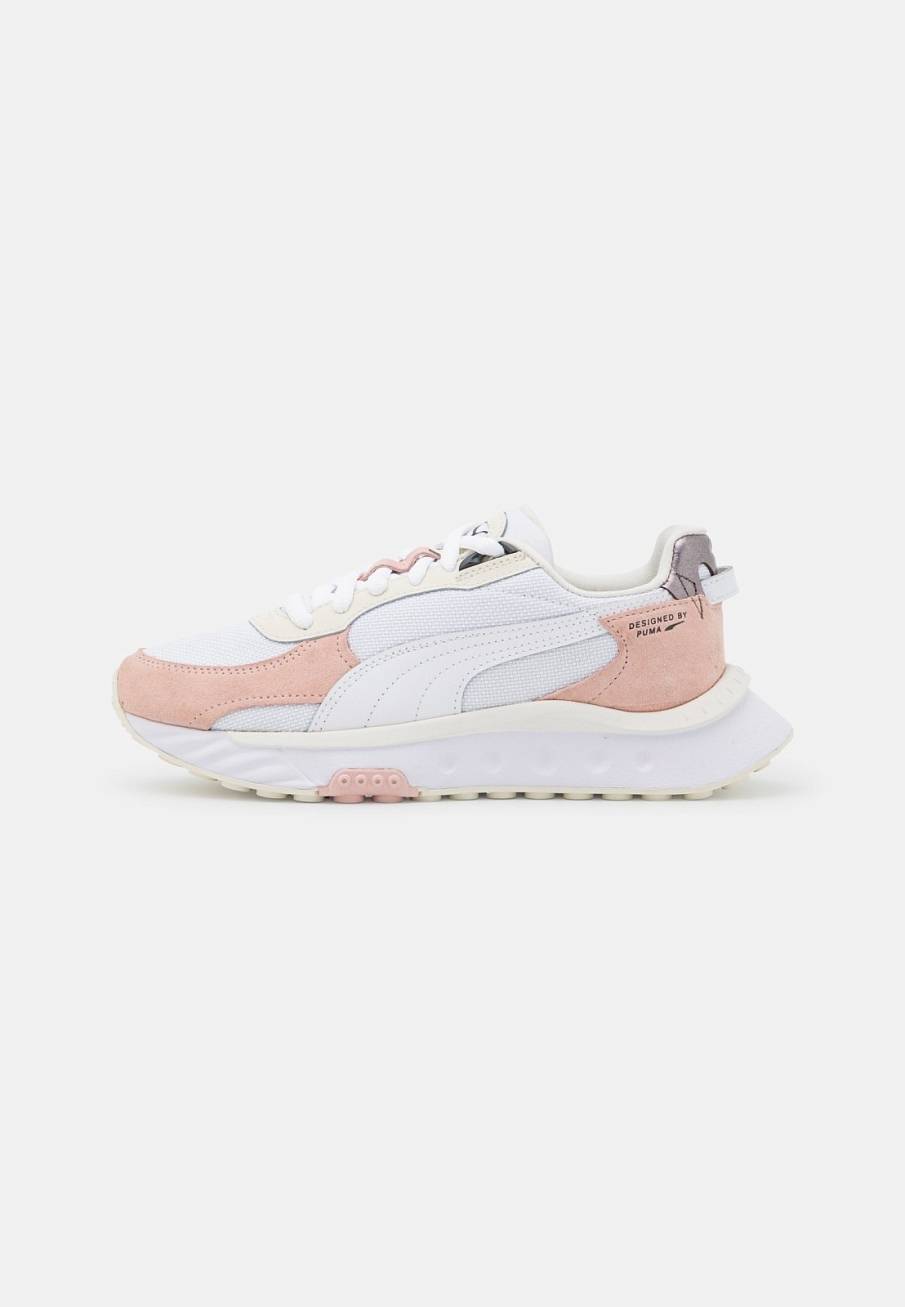 Фото № 1 с приближением к товару «‎Puma Wild Rider Soft »