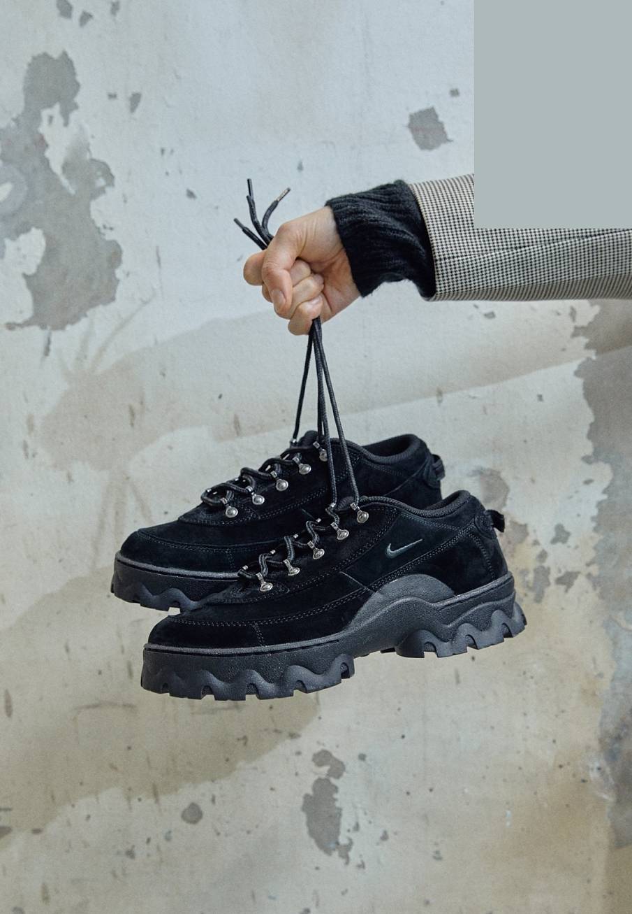 Фото № 4 с приближением к товару «‎Nike Lahar »