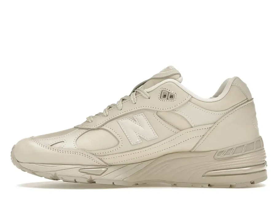 Фото № 3 с приближением к товару «‎New Balance 991»