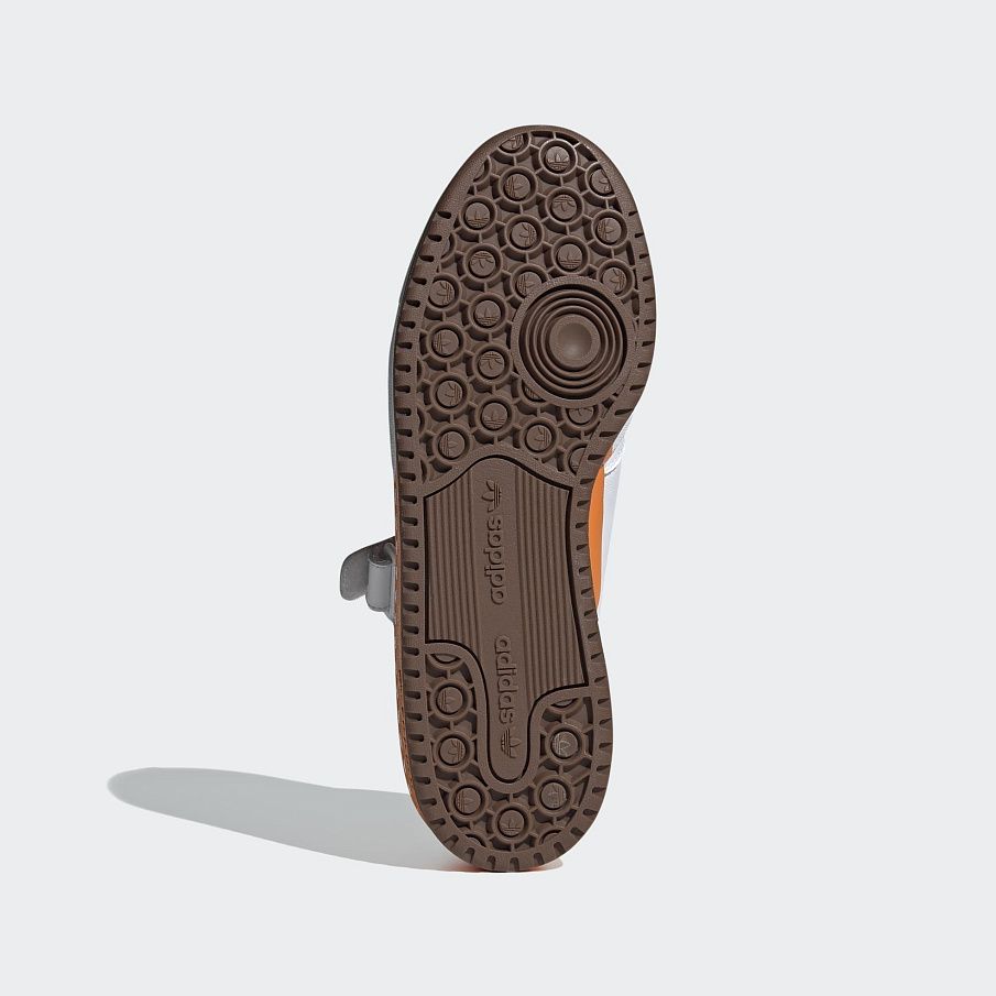 Фото № 5 с приближением к товару «‎Adidas X M&amp;amp;ms — Forum 84 »