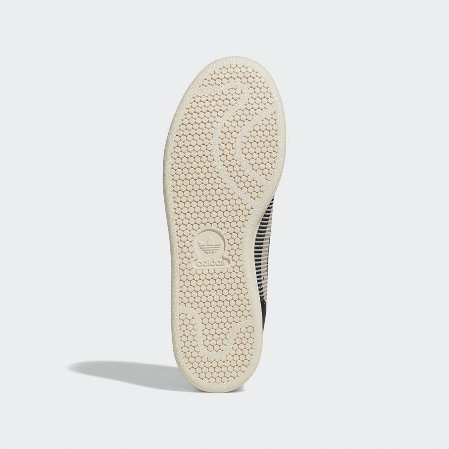 Фото № 5 с приближением к товару «‎Adidas Stan Smith Patchwork »