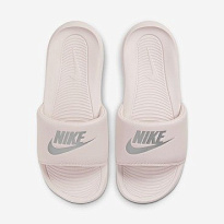 Фото № 1 с приближением к товару «‎Nike Victori One»
