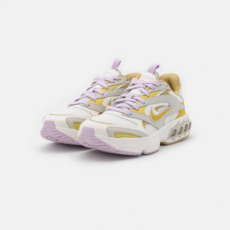 Фото № 2 с приближением к товару «‎Nike Zoom Air Fire »