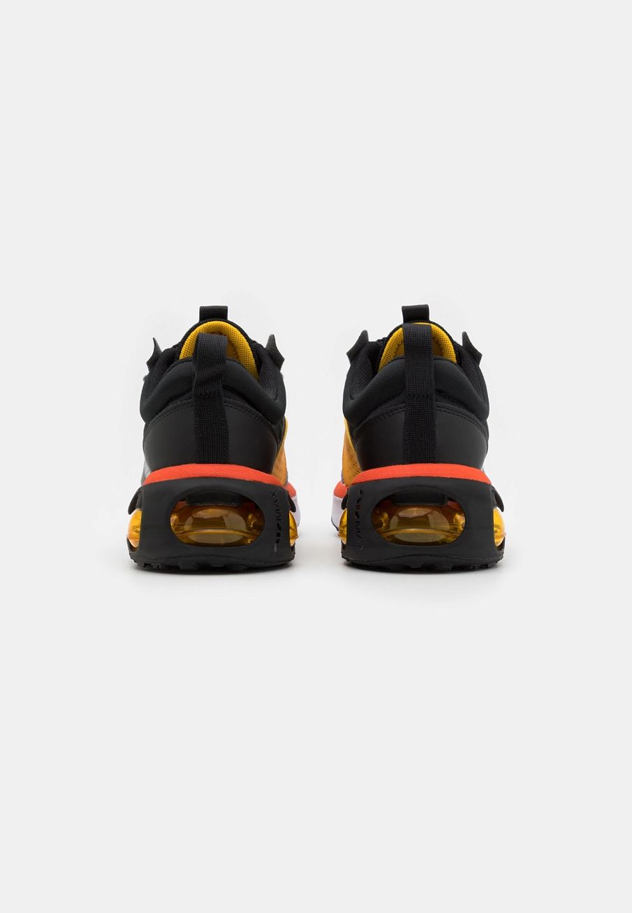 Фото № 3 с приближением к товару «‎Nike Air Max 2021 »