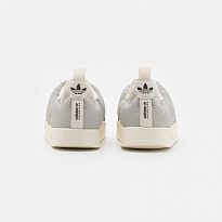 Фото № 3 с приближением к товару «‎Adidas Puffylette»