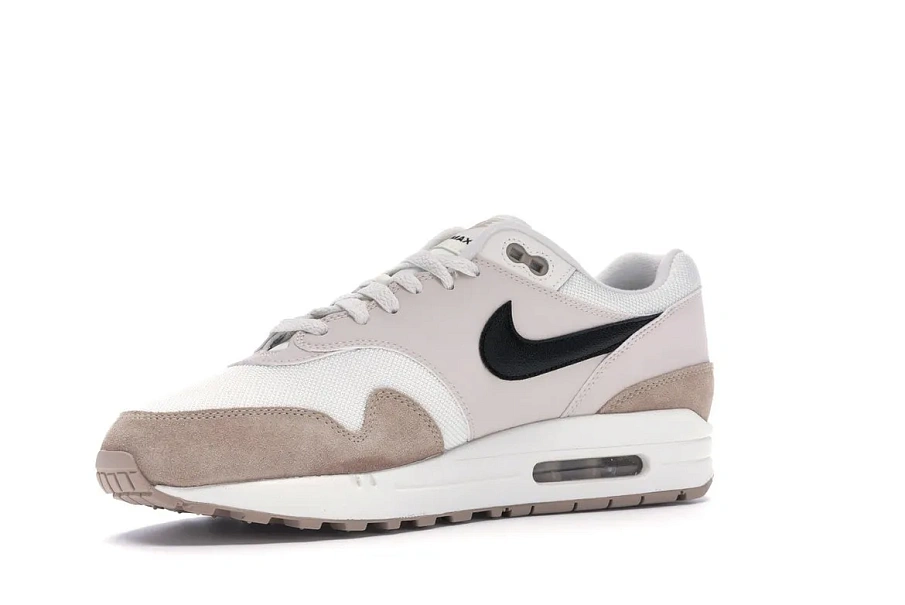 Фото № 2 с приближением к товару «‎Nike Air Max 1 Sand Black»