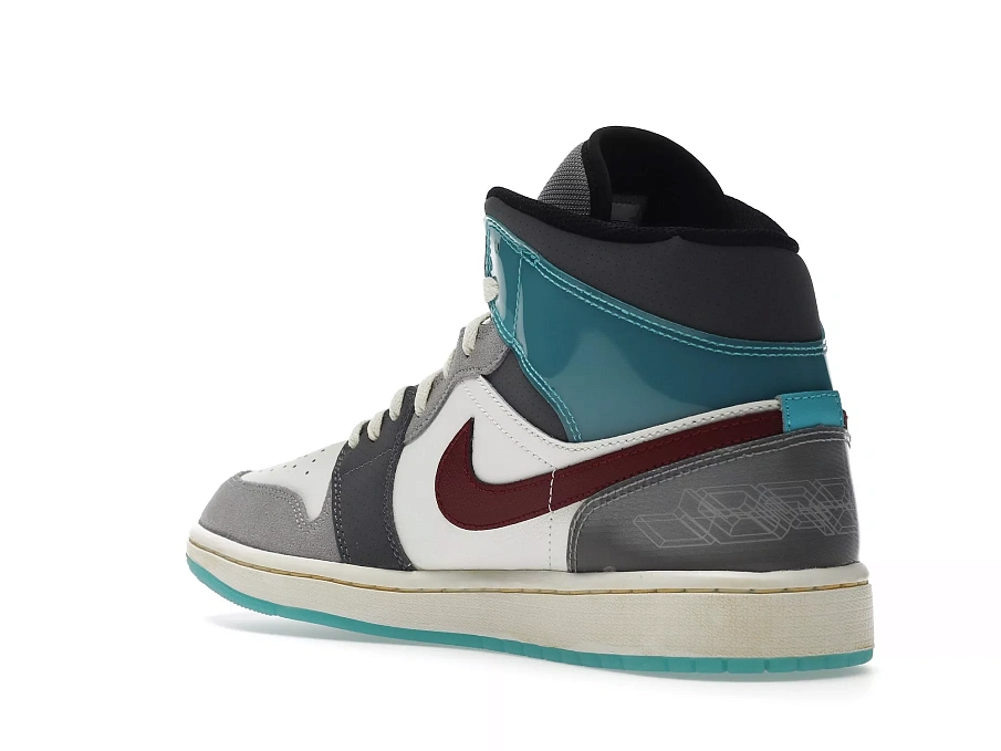 Фото № 3 с приближением к товару «‎Jordan 1 Mid SE Exploration Unit»