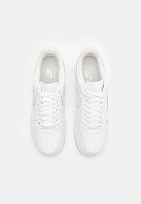 Фото № 4 с приближением к товару «‎AIR FORCE 1 07 LV8»