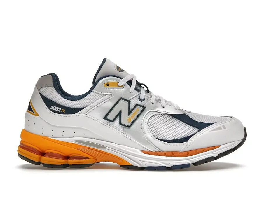 Фото № 1 с приближением к товару «‎New Balance 2002R»