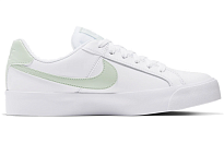 Фото № 2 с приближением к товару «‎Nike Court Royale AO2810-111 White»