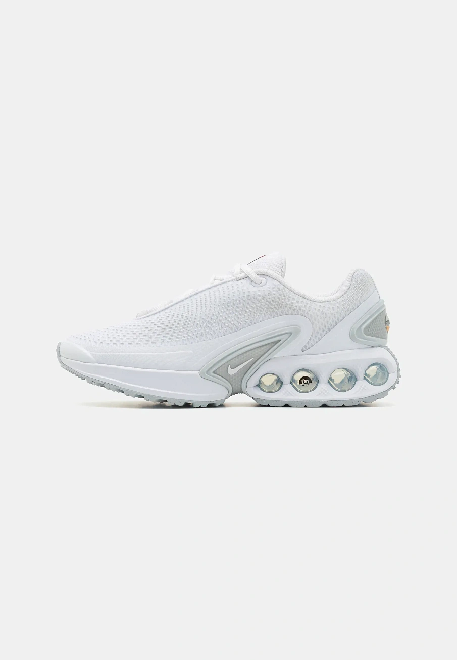 Фото № 1 с приближением к товару «‎AIR MAX DN»