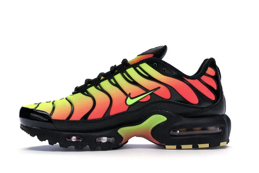 Фото № 3 с приближением к товару «‎Nike Air Max Plus Black Volt Solar Red »