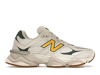 Фото № 1 с приближением к товару «‎New Balance 9060»