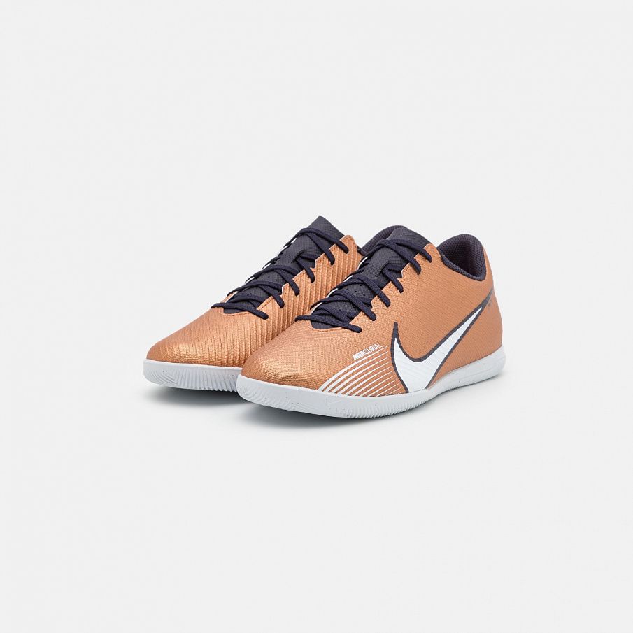 Фото № 2 с приближением к товару «‎Nike Mercurial Vapor 15 Club IC »