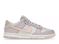 Фото № 1 с приближением к товару «‎Nike Dunk Low Easter 2022 »
