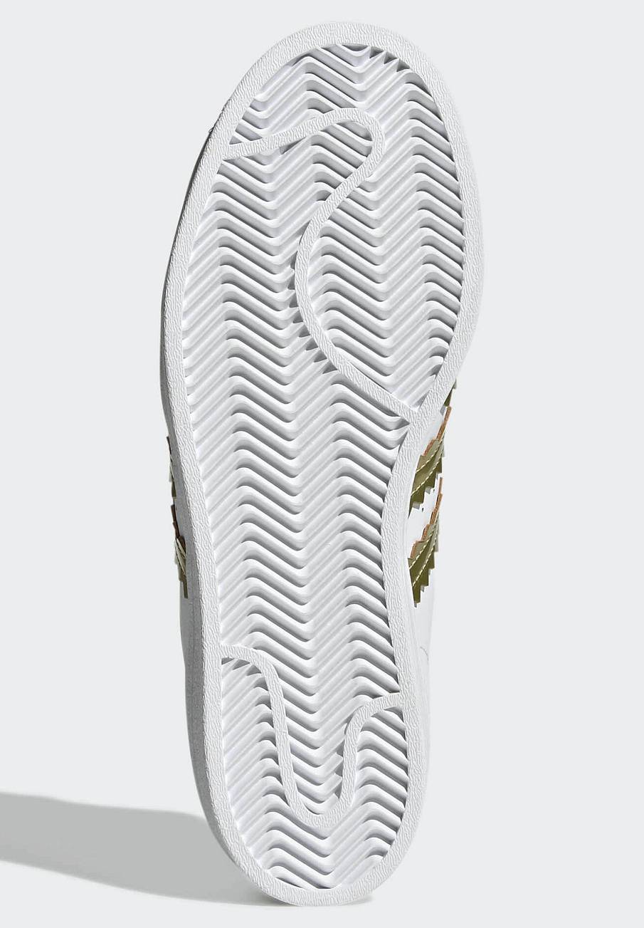 Фото № 5 с приближением к товару «‎Adidas Superstar »