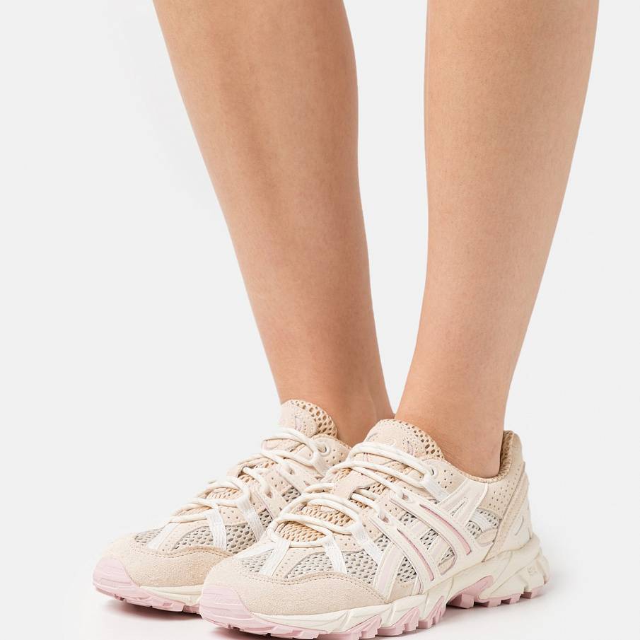 Фото № 2 с приближением к товару «‎Asics Gel Sonoma »