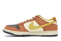 Фото № 3 с приближением к товару «‎Nike SB Dunk Low Vapour Mineral Yellow»