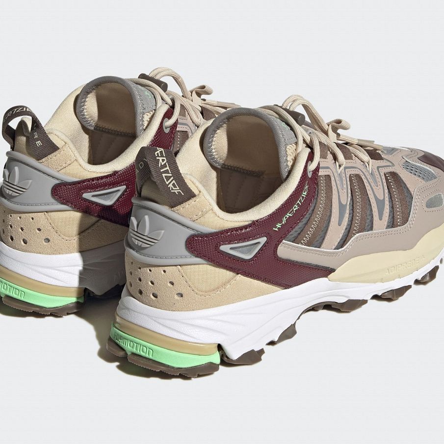 Фото № 4 с приближением к товару «‎Adidas Hyperturf »