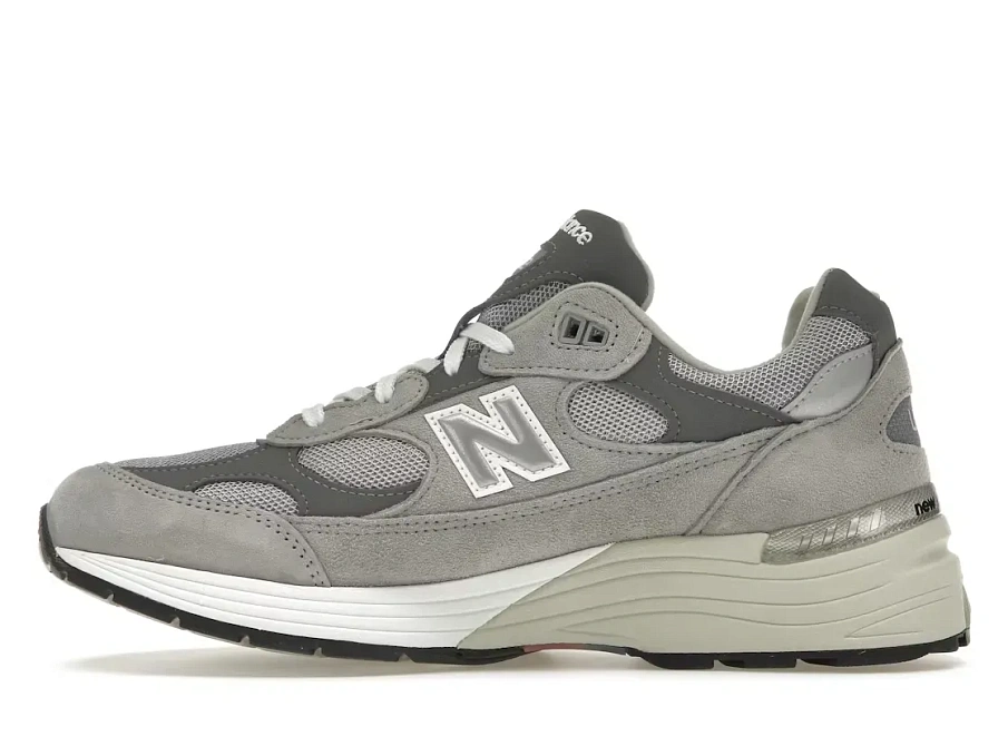 Фото № 3 с приближением к товару «‎New Balance 992»