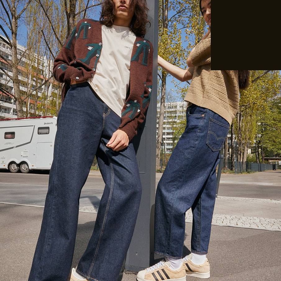 Фото № 2 с приближением к товару «‎Adidas Superstar 82 »