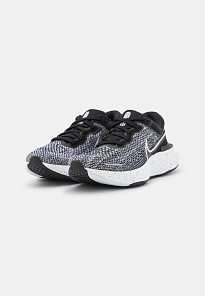 Фото № 2 с приближением к товару «‎Nike Zoomx Invincible»