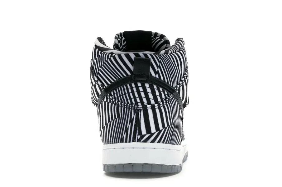 Фото № 4 с приближением к товару «‎Nike SB Dunk High Concept Car»