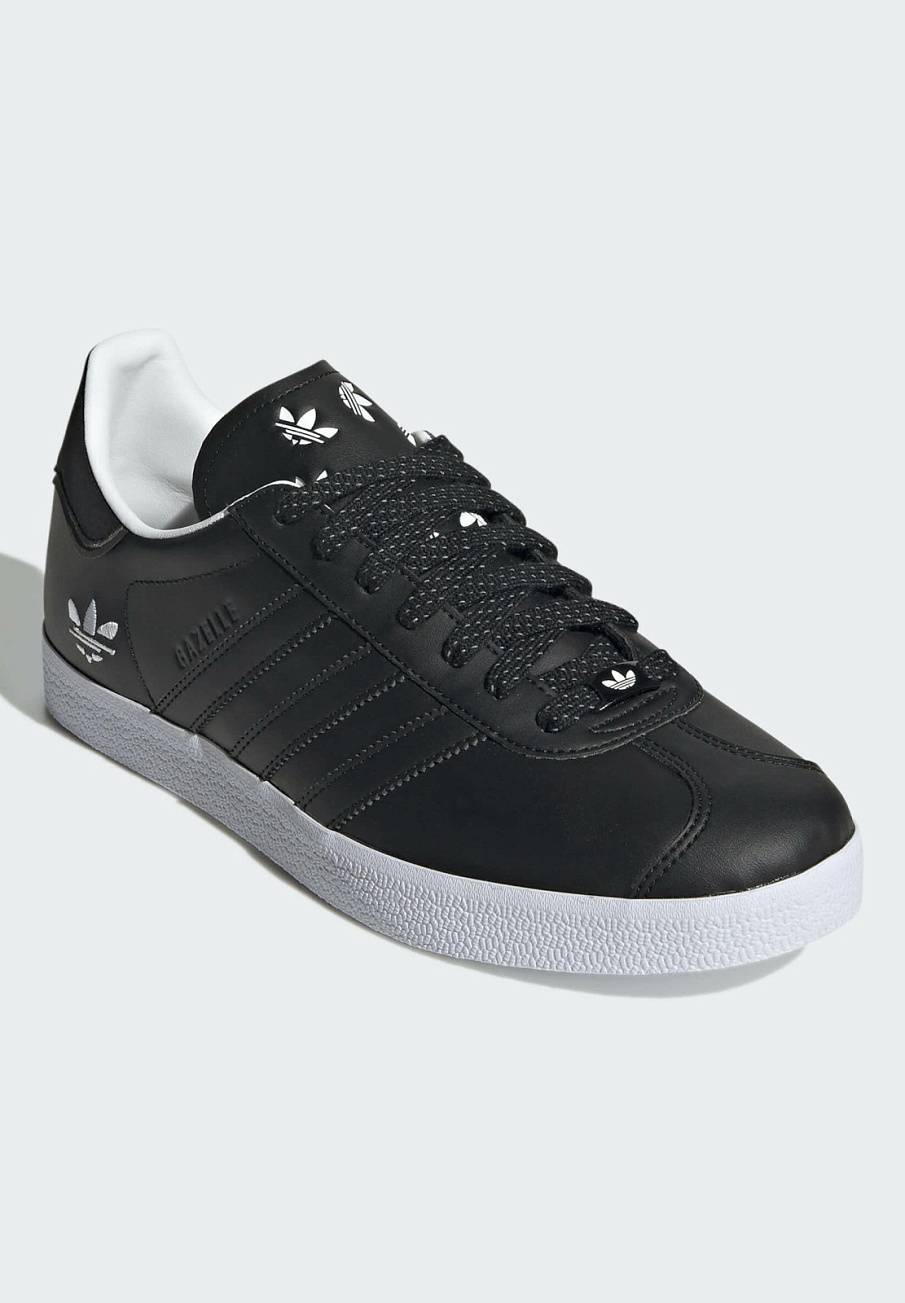 Фото № 1 с приближением к товару «‎Кроссовки Adidas SPAD112O0KK-Q11»