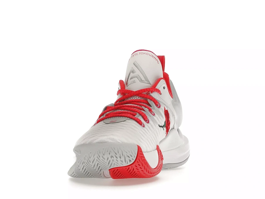 Фото № 2 с приближением к товару «‎Nike Giannis Immortality Rose»