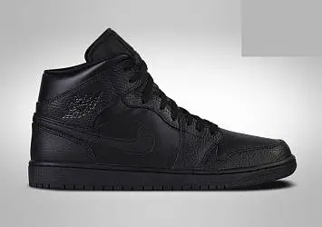 Nike Air Jordan 1 Retro Triple - 1