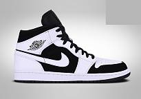 Фото № 2 с приближением к товару «‎Nike Air Jordan 1 Retro Tuxedo »