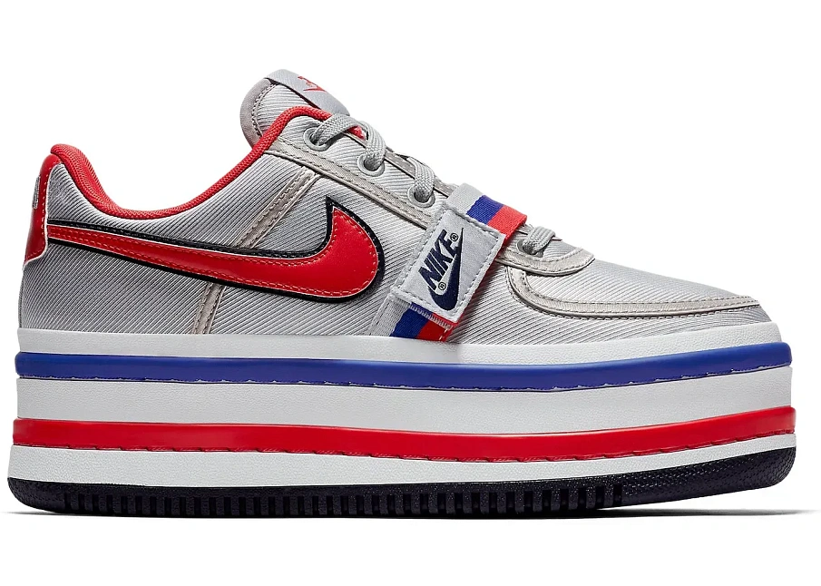 Фото № 1 с приближением к товару «‎Nike Vandal 2K Metallic Silver University Red »