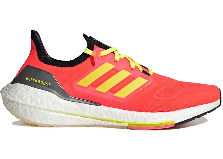 Фото № 1 с приближением к товару «‎adidas Ultra Boost 21 Turbo Solar Yellow»