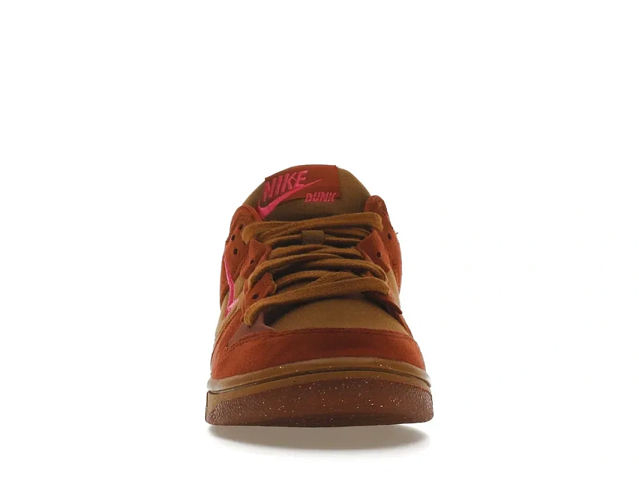 Фото № 2 с приближением к товару «‎Nike Dunk Low Disrupt 2 Desert Bronze Pink Prime »